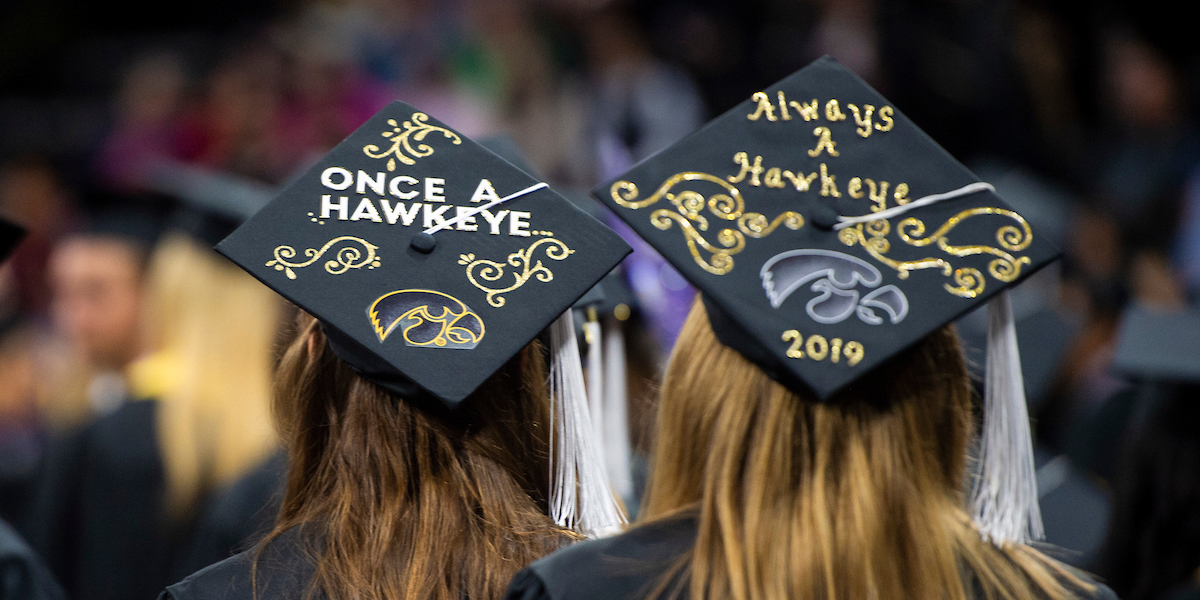 Guide to Celebrating December Graduation at the University of Iowa